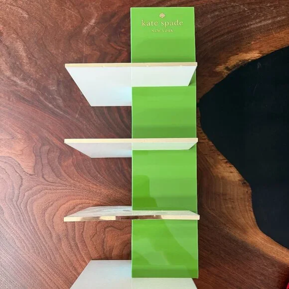 EUC KATE SPADE DISPLAY STAND - Picture 1 of 2